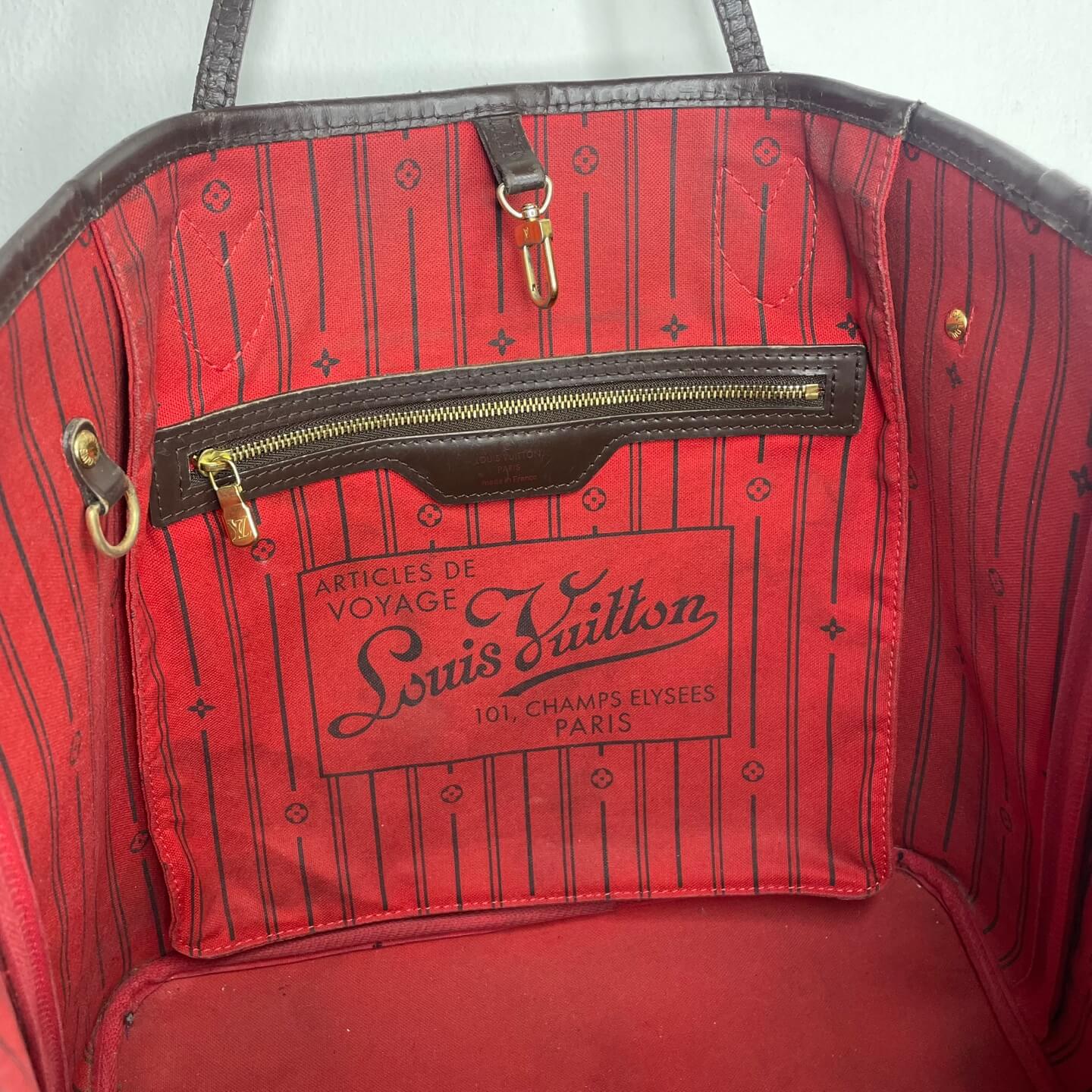 Louis Vuitton Neverfull MM tote