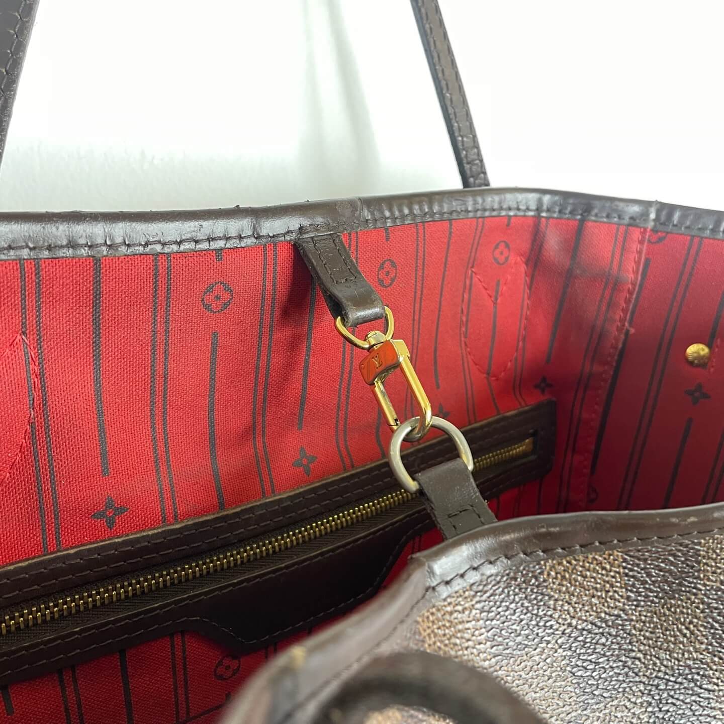 Louis Vuitton Neverfull MM tote